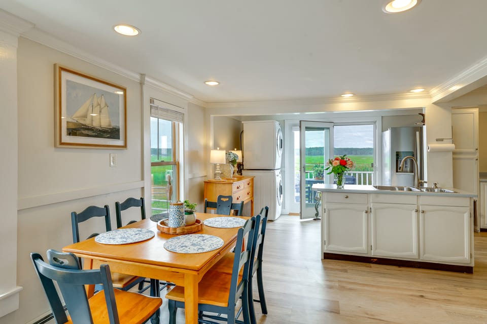 Ocean & Marsh Views! Wells Condo w/ Outdoor Space Apartment in Wells
