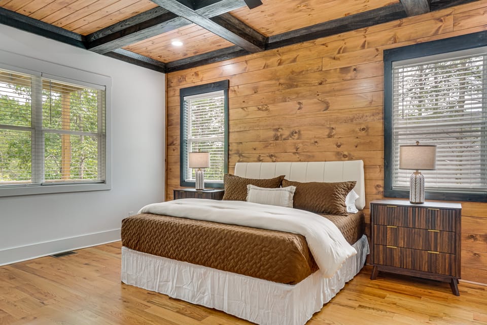 Luxe 4BR Cabin at Innsbruck Resort in Helen House in Helen