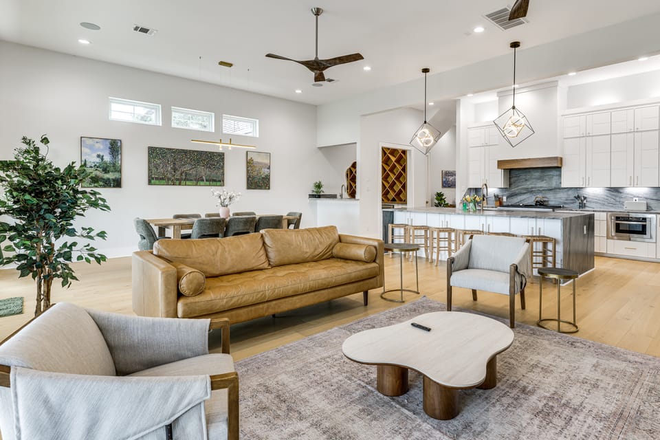 Walk to Shore! Family-Friendly Canyon Lake Retreat House in Canyon Lake