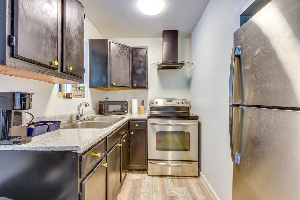 Tucson Home Base Near I-10, 5 Mi to Downtown! House in Tucson