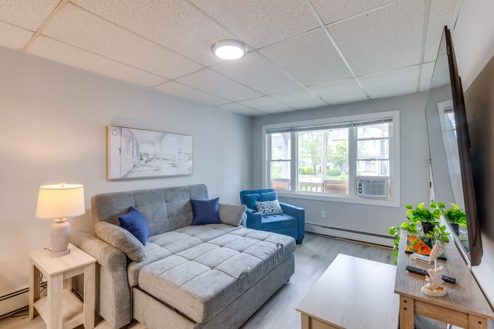 Walk to Beach & Dining: Asbury-Ocean Grove Apt Apartment in Ocean Grove