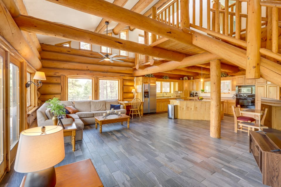 Real Log Cabin in Flagstaff with Forest Views House in Kachina Village