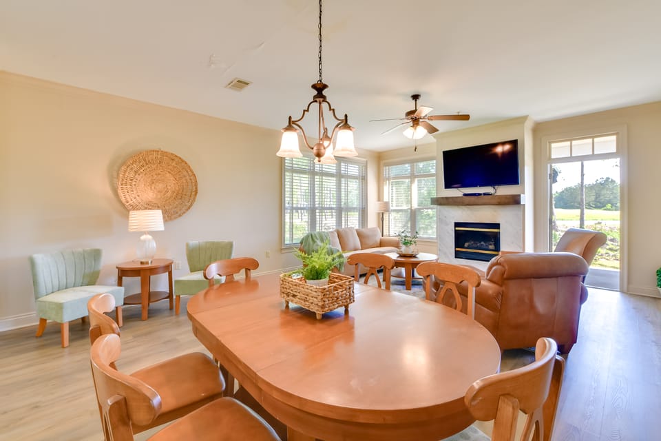 Pool Access + Golf View: 5BR Springfield Home House in Mississippi