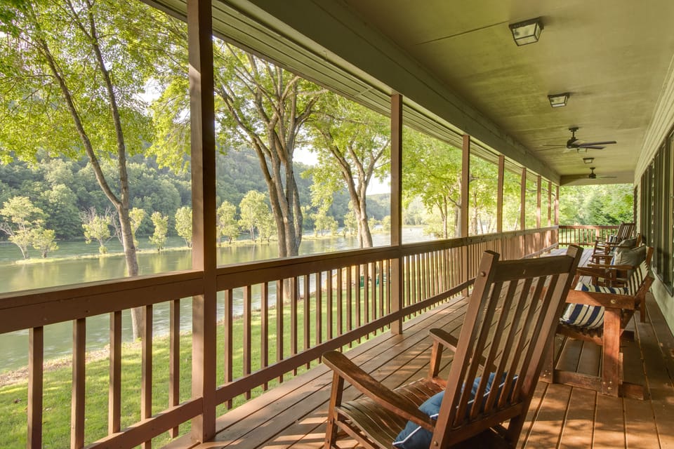 NEW! Riverfront Trout Fishing White River Ozarks House in Arkansas