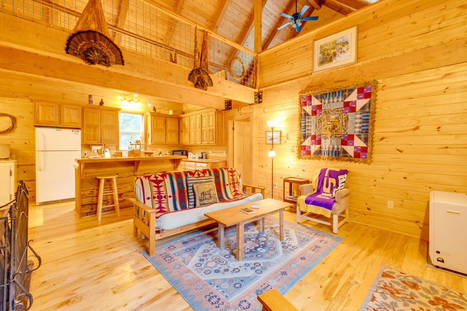 Gateway to Denali! Talkeetna Cabin 5 Mi to Dtwn House in Talkeetna