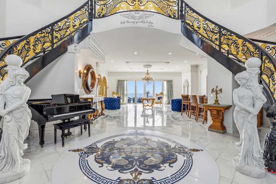 Oceanfront DeBordieu Estate, Direct Beach Access House in South Carolina