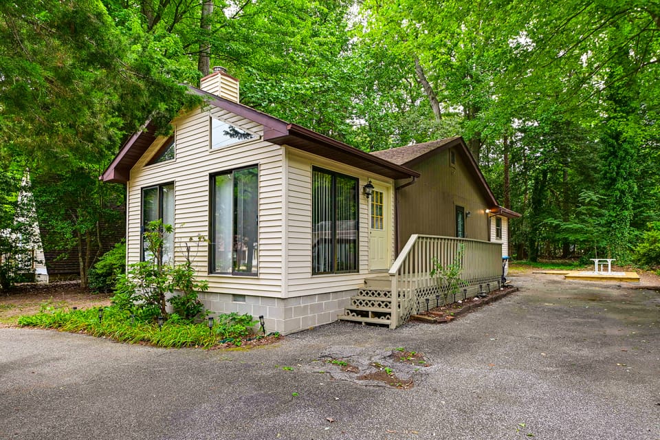 Lewes Family Escape w/ Angola by the Bay Amenities House in Sussex County