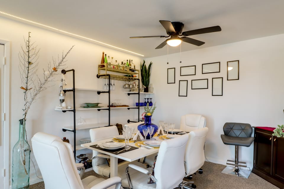Walkable & Renovated Gem! Only 8 Mi to Dtwn Tucson Apartment in Casas Adobes