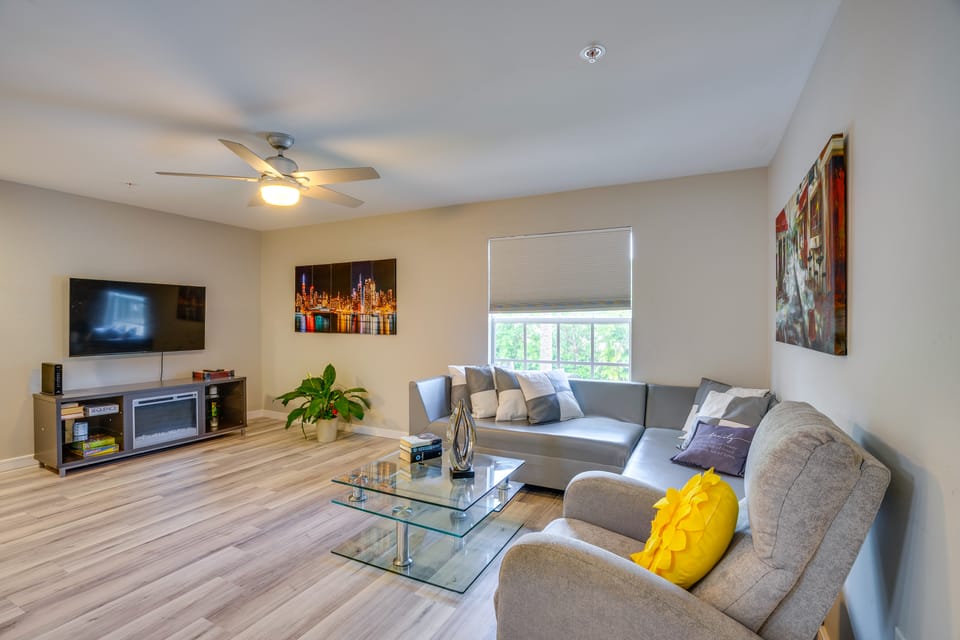 Walk to Shops & Eats! Cape Coral Extended Escape Apartment in Cape Coral