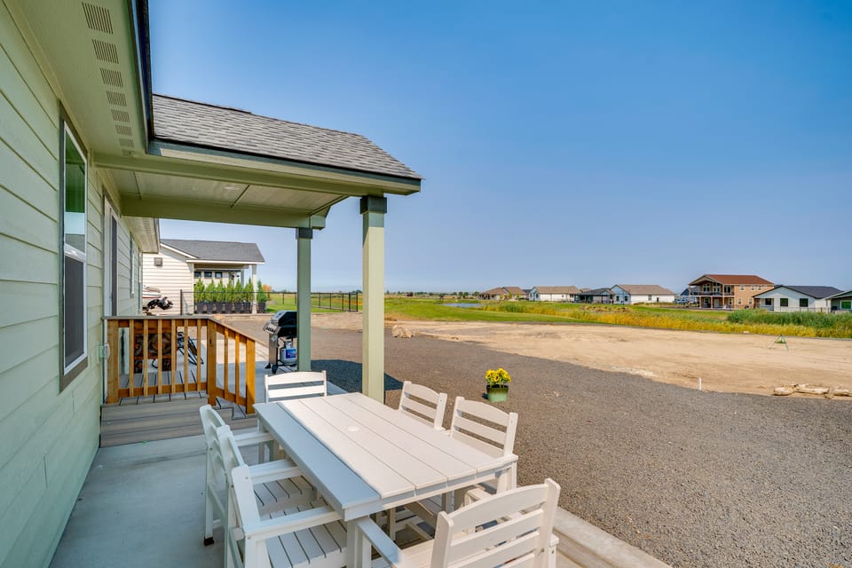 < 1 Mi to Potholes State Park! Family-Friendly Gem House in Washington