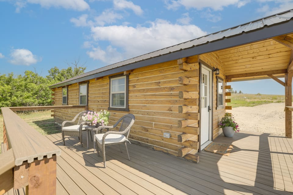 Wyoming Cabin Escape: Panoramic Mountain Views! House in Wyoming