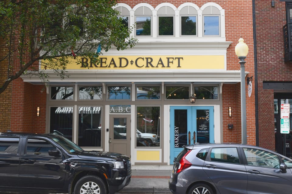 Walk to Luxury Shopping! Dtwn Roanoke Studio Apartment in Roanoke
