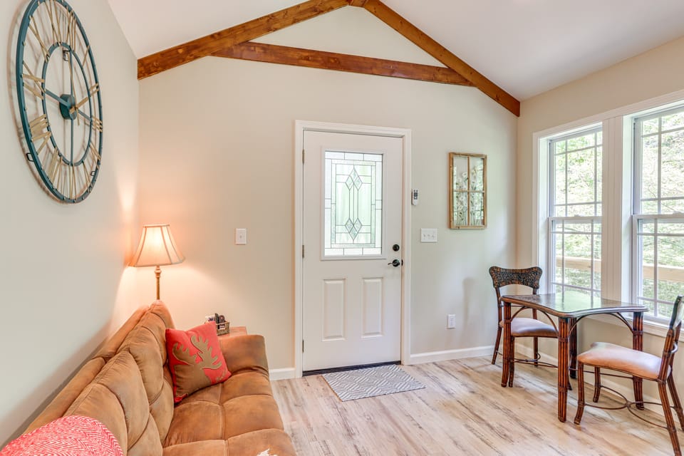 On-Site Trout Stream & Fire Pit! Murphy Tiny Home House in North Carolina