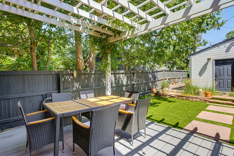 2 Mi to Downtown Denver! Modern Home w/ Deck House in Denver
