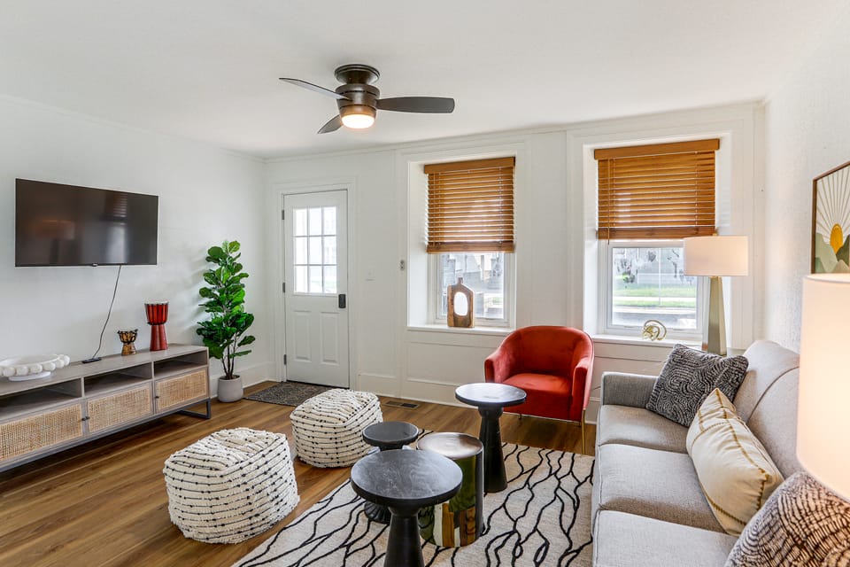 4 Mi to Cedar Point! Spacious Home w/ Fenced Yard House in Sandusky