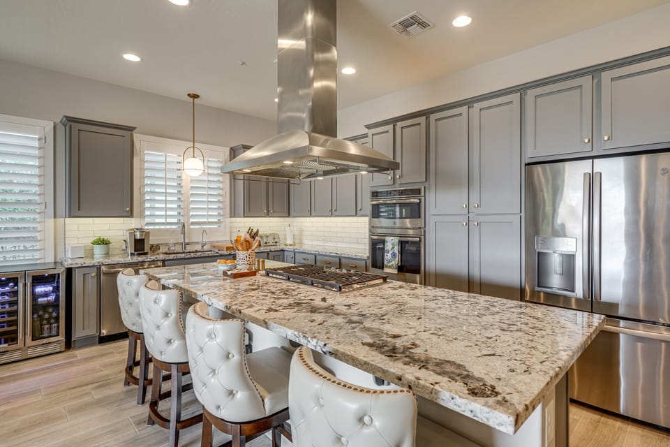 Elegant Home w/ Various Resort Perks in Peoria! House in Surprise