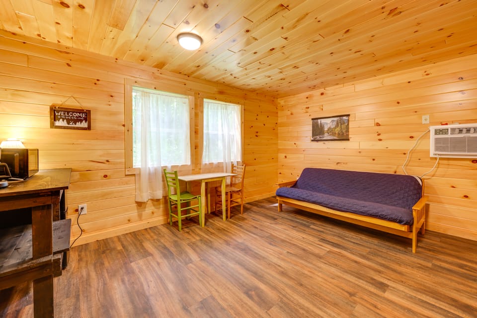 Fun-Filled Getaway at Letchworth Valley Resort House in New York