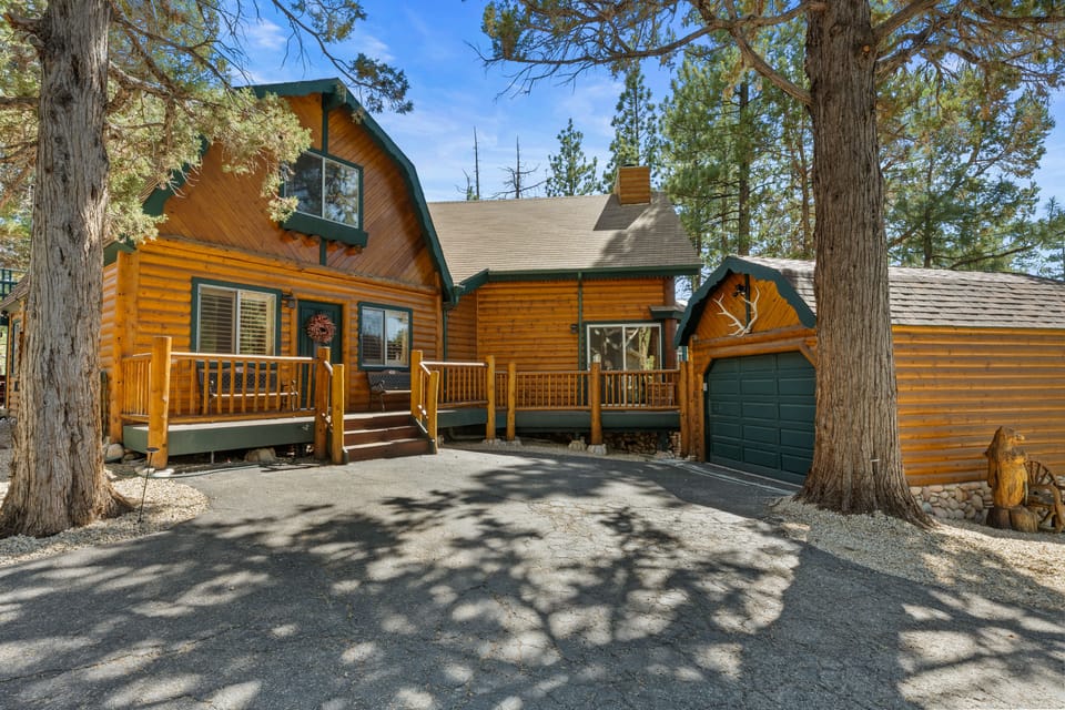 All Seasons Lodge: Family Haven in Big Bear House in Big Bear