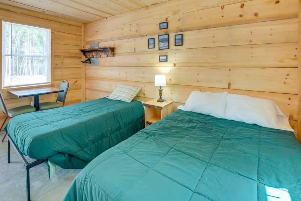 On The Airline! Downeast Studio Near ATV Trails Apartment in Maine