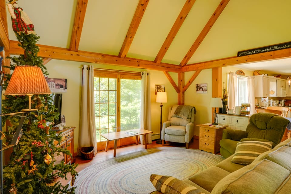 Deck & Wooded Views! Rural Windham Group Retreat House in Vermont