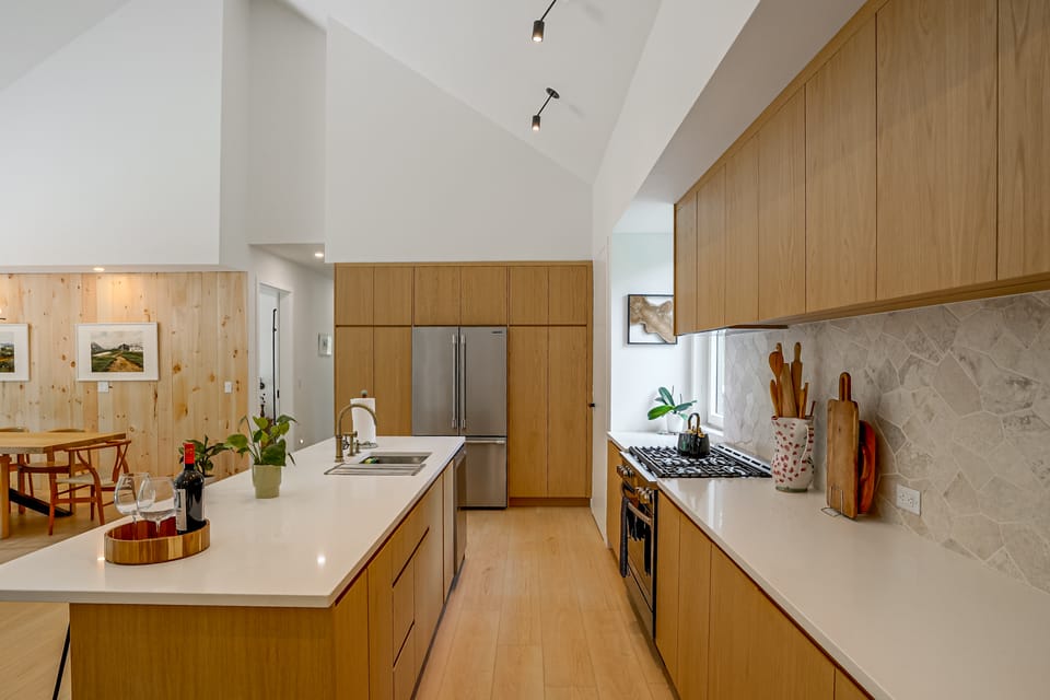 Catskills New Build w/ Private Hot Tub! House in Hudson Valley