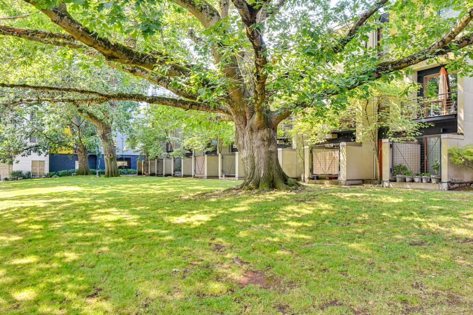 Walk to Med Center! Portland Extended-Stay Home Apartment in Portland
