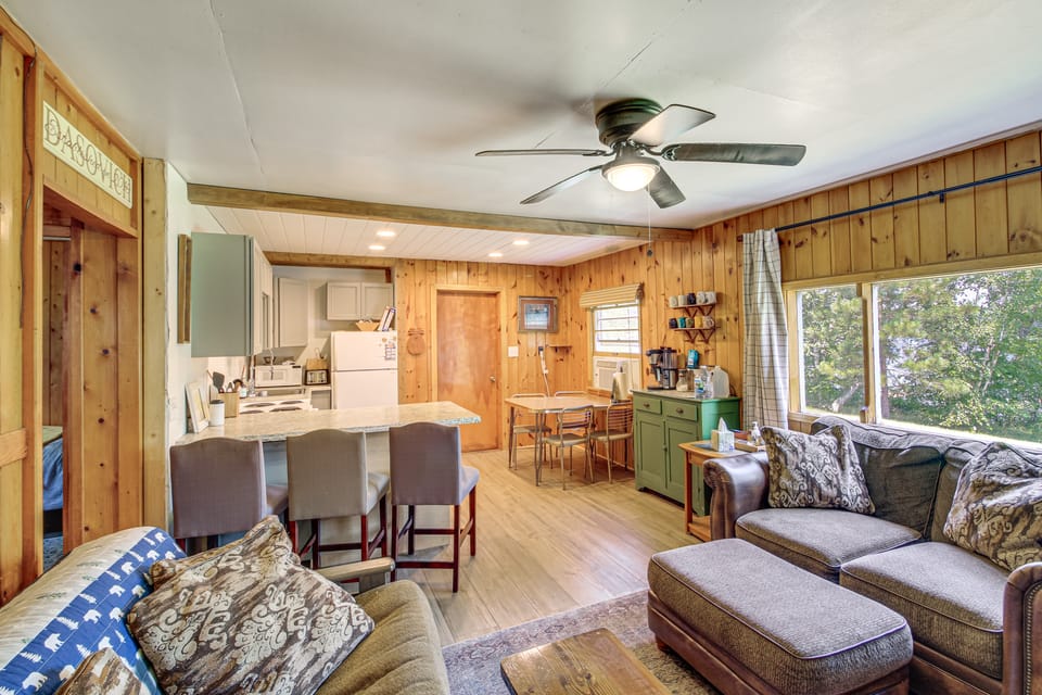 Long Lake Getaway w/ Dock & Hot Tub in Bigfork House in Minnesota