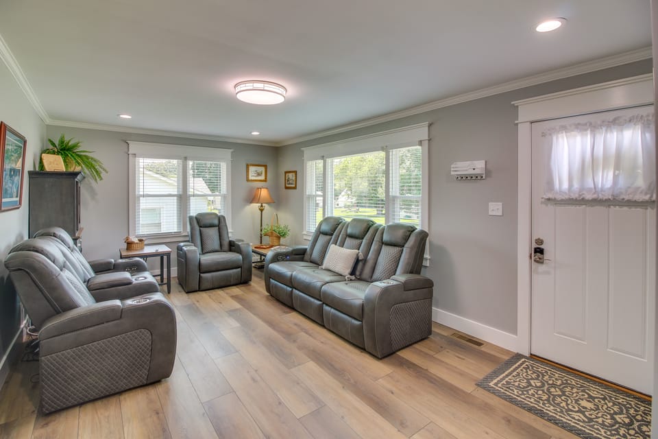 Near Dale Hollow Lake! Updated 'Cozy Corner' Home House in Kentucky
