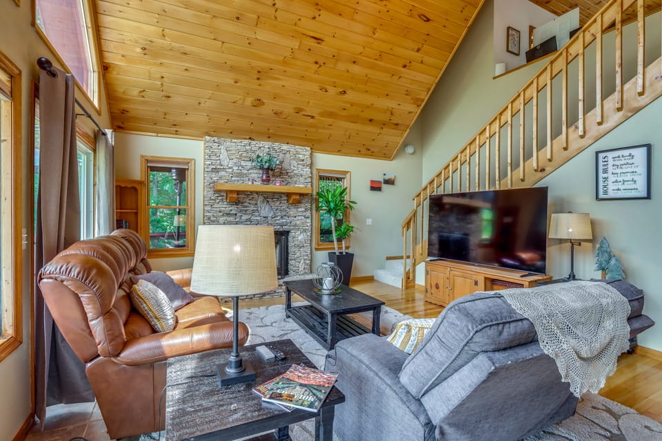 Stunning Views & Sunrises! Pappy's Place in Murphy House in North Carolina