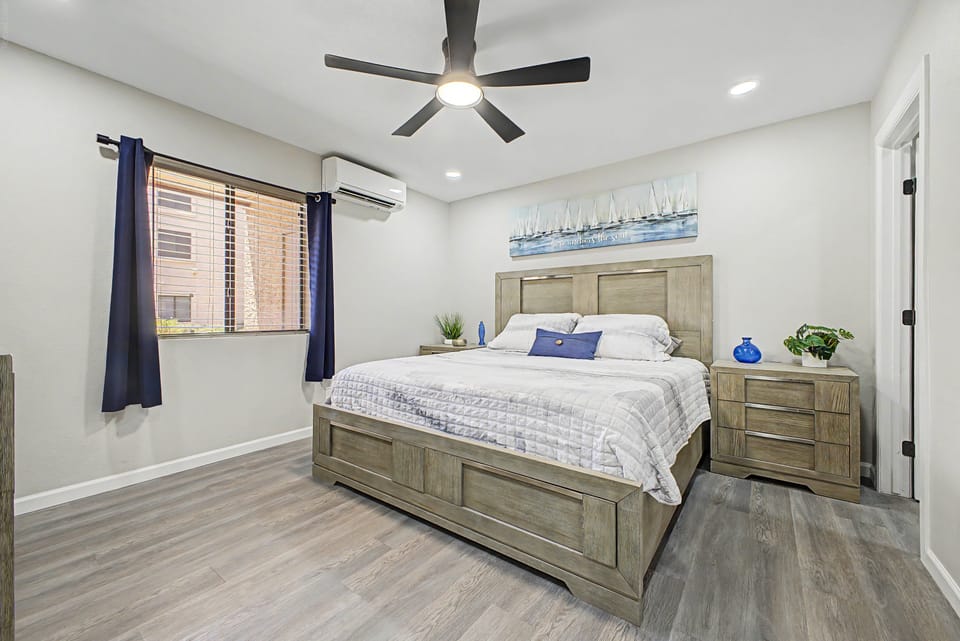 Pool & Hot Tub Access! Superstition Mtn Condo Apartment in Apache Junction