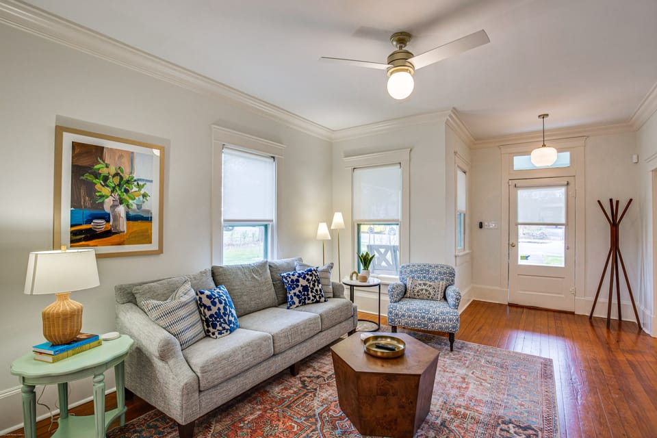 1 Mi to Dtwn Tyler! Historic Retreat + Guest Suite House in Tyler