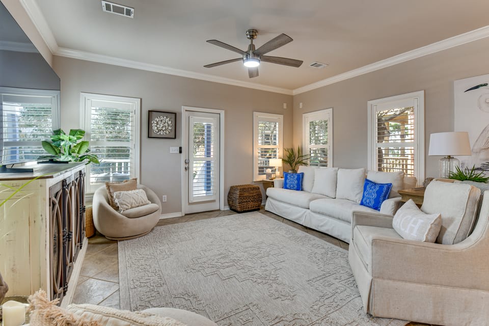 Walkable 30A Beach House: 2 Community Pools, Bikes House in South Walton County