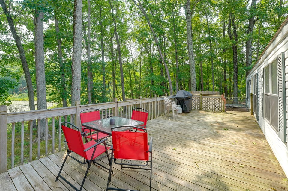 Hot Tub + Dock! Lakefront Angler's Oasis in Irons House in Michigan