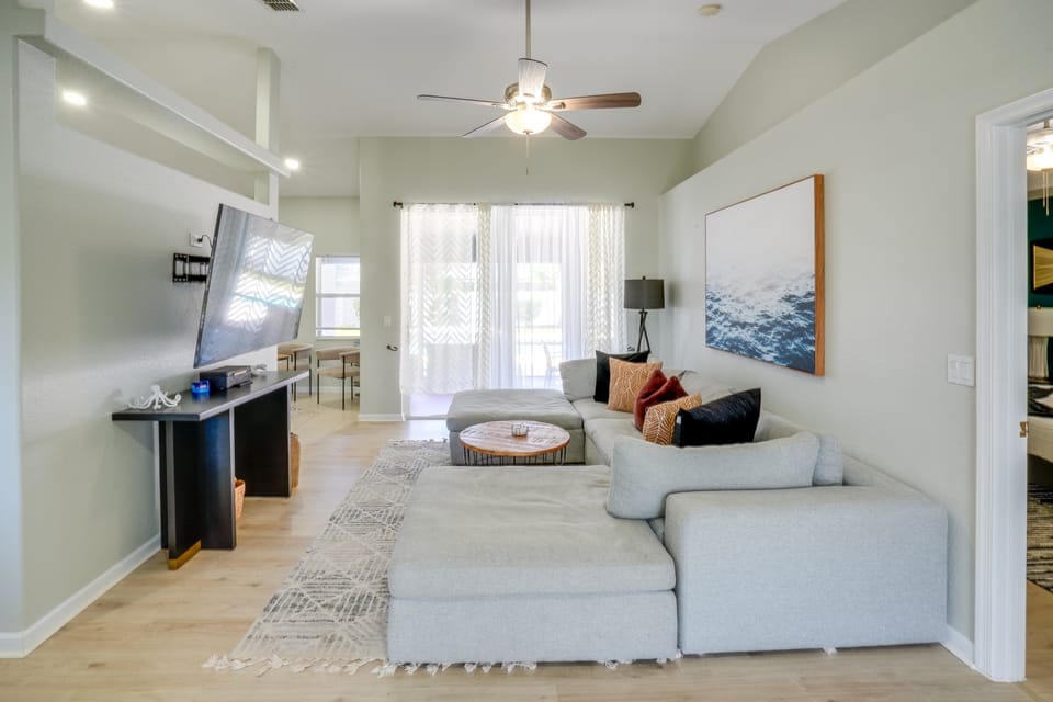 4 Mi to River & Gardens! Quiet Port St Lucie Home House in Port Saint Lucie