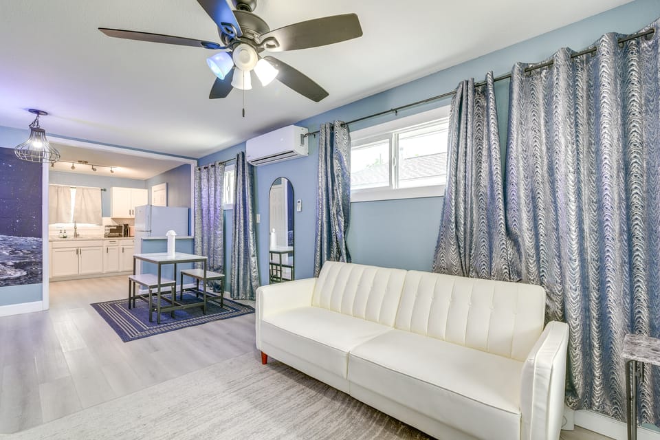 Dual Houston Homes: 6 Mi to NRG & Med Center House in Harris County