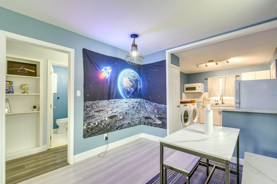 Dual Houston Homes: 6 Mi to NRG & Med Center House in Harris County
