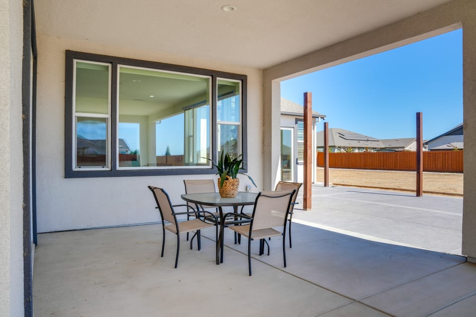 Private Yard & Patio! Modern Manteca Gem House in Manteca