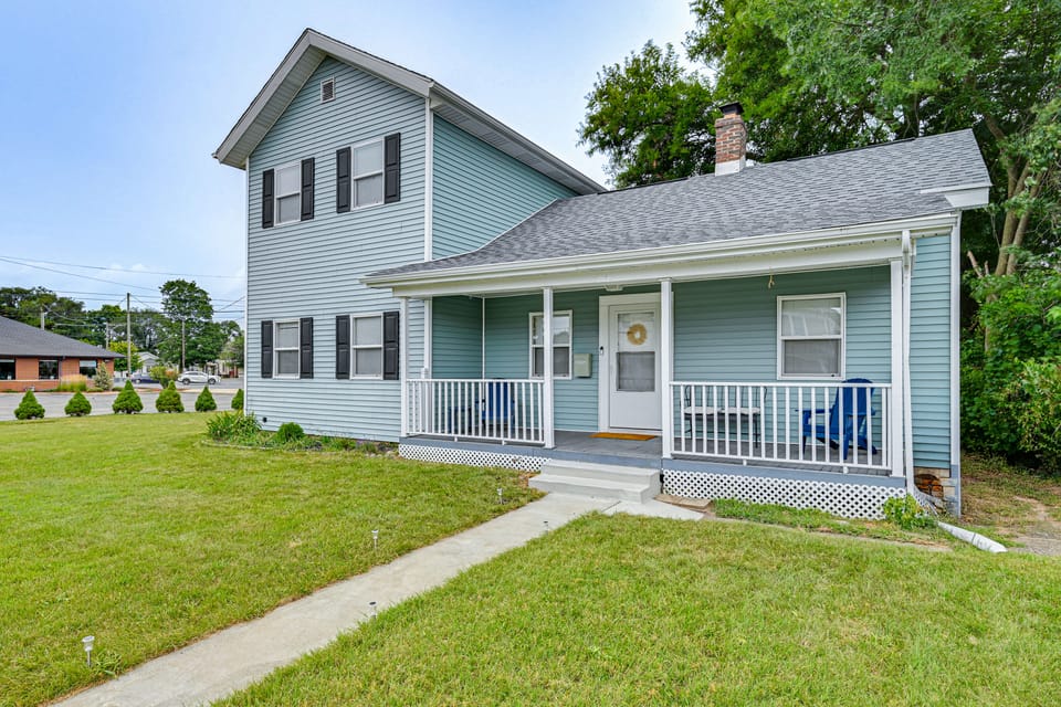 1 Mi to University of Notre Dame! Pets Welcome House in South Bend