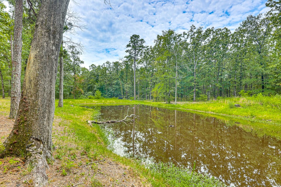 Adventure Basecamp Near Lake Ouachita! Apartment in Lake Ouachita