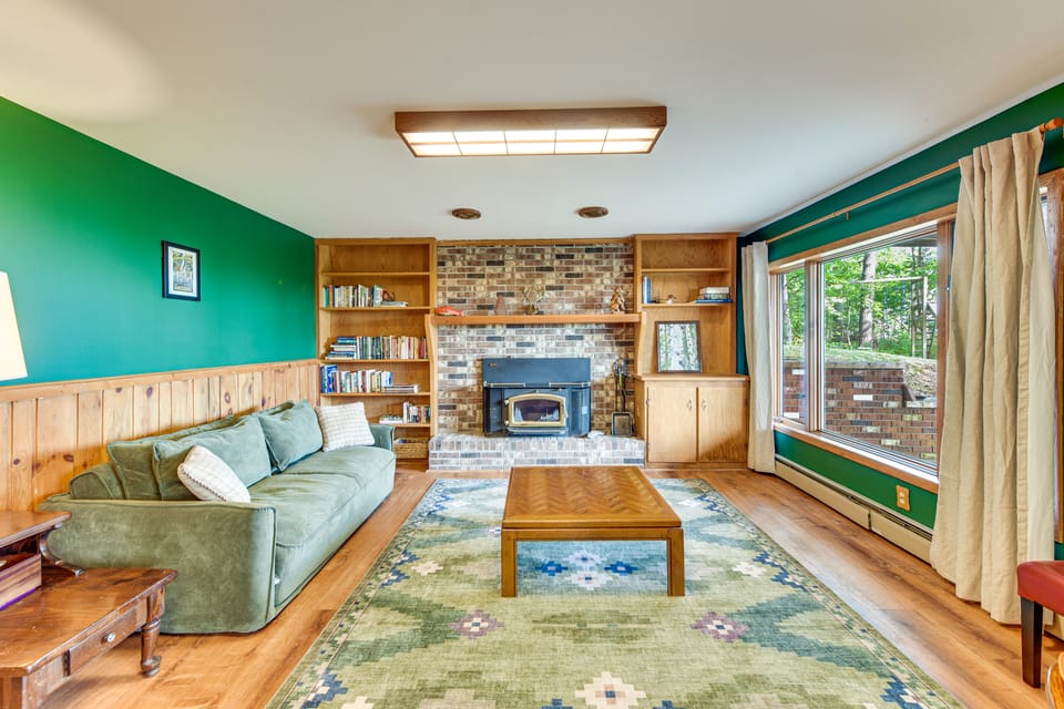 Private Beach on Lake Huron! Group Retreat w/ Deck House in Michigan