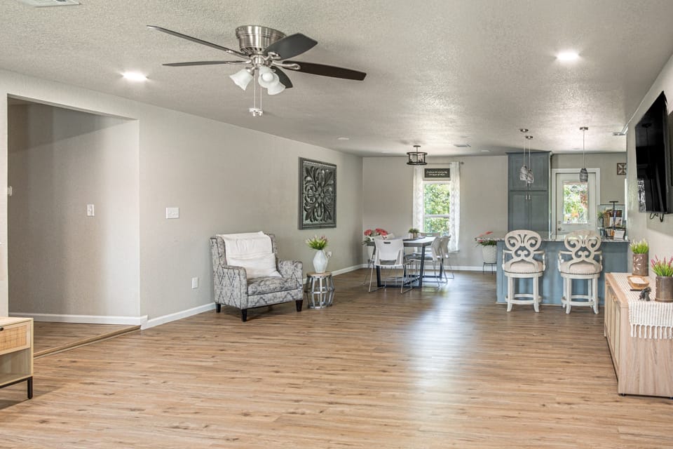 Boat Ramp Access! Canalfront Granbury Escape House in Texas