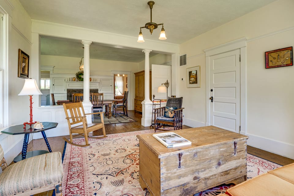Yakima Wine Country! Orchards & Hop Yard On-Site House in Washington