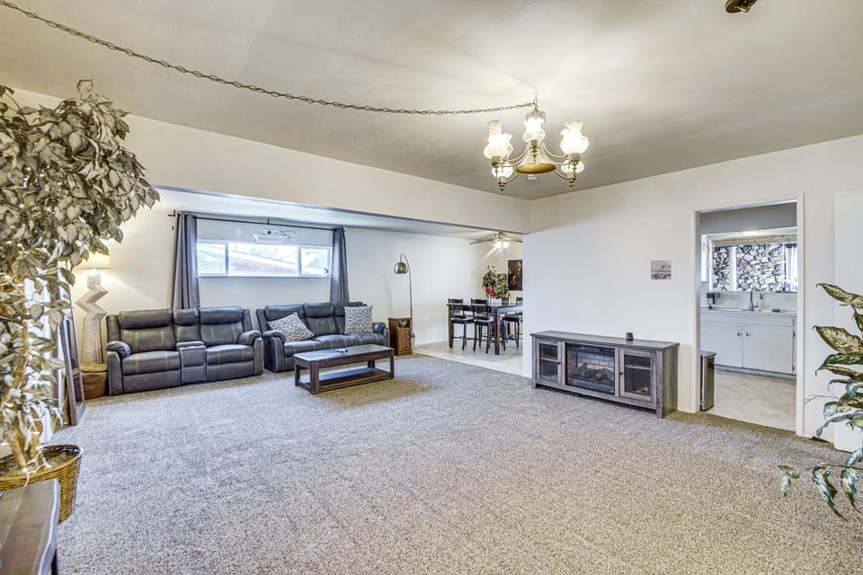 Walkable Home in Cedar City with Ample Parking House in Cedar City
