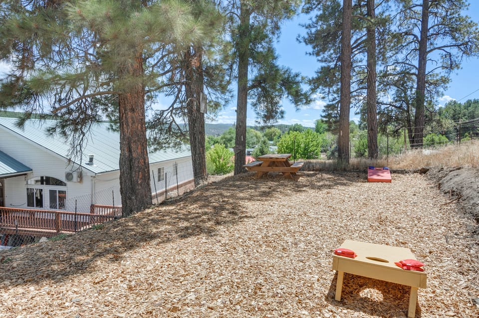 Hot Tub Haven w/ Mtn Views in Dtwn Pagosa Springs Apartment in Pagosa Springs