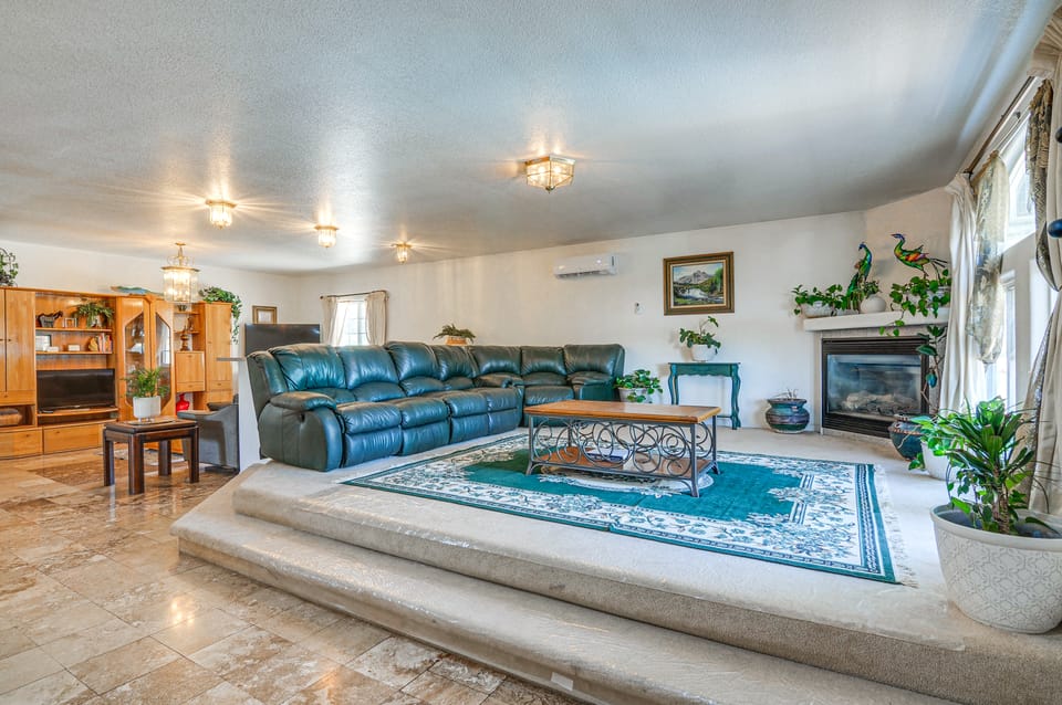 Hot Tub Haven w/ Mtn Views in Dtwn Pagosa Springs Apartment in Pagosa Springs