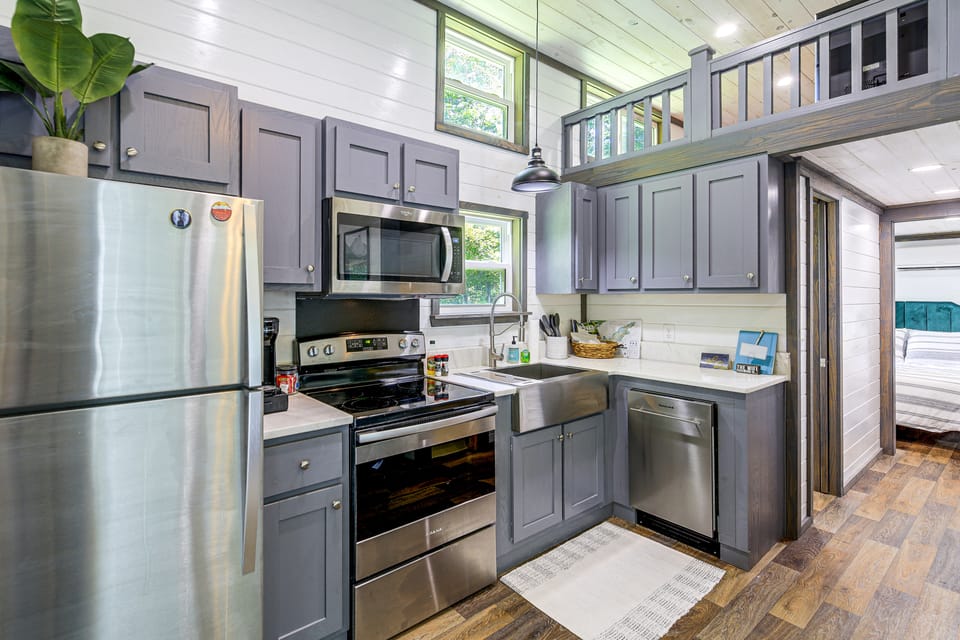 Relax in style - Serene Getaway near Mountain City House in Tennessee