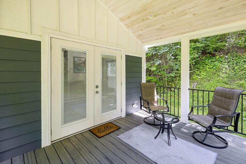 Relax in style - Serene Getaway near Mountain City House in Tennessee