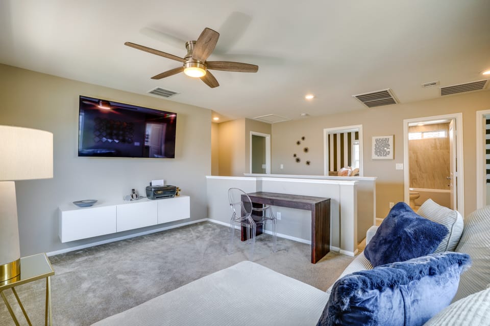 Stylish Family Home w/ Playground in Las Vegas House in Paradise