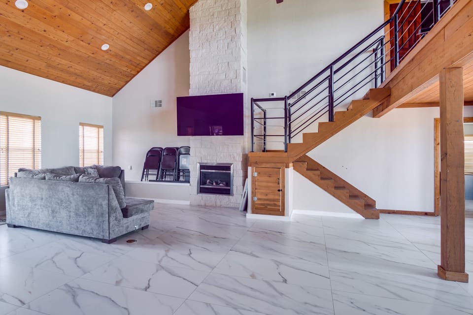 Gated Ranch Retreat Near Lakes & Frisco House in Lake Lewisville