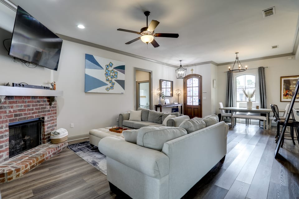 Home w/ Pool & Outdoor Entertainment in Gonzales House in Gonzales